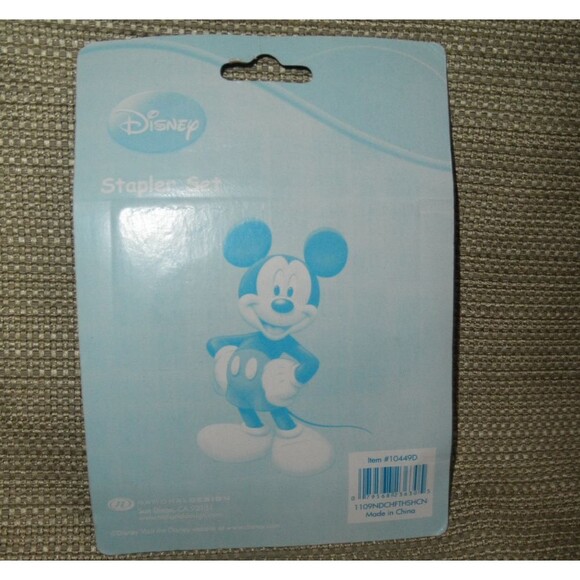 NEW by DISNEY, MICKEY MOUSE RED MINI STAPLER SET (AGES 5+) - Picture 6 of 6